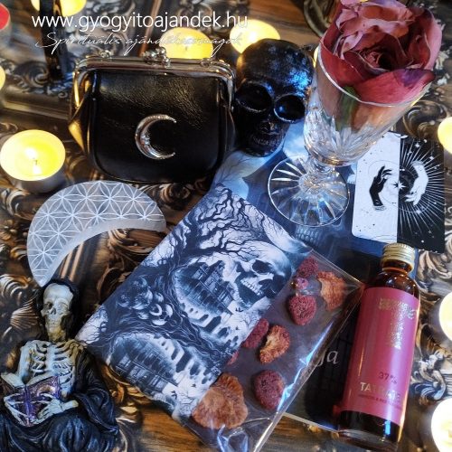 Horror ajándékcsomag csokoládéval - A kísértet sikolya olvasóbox