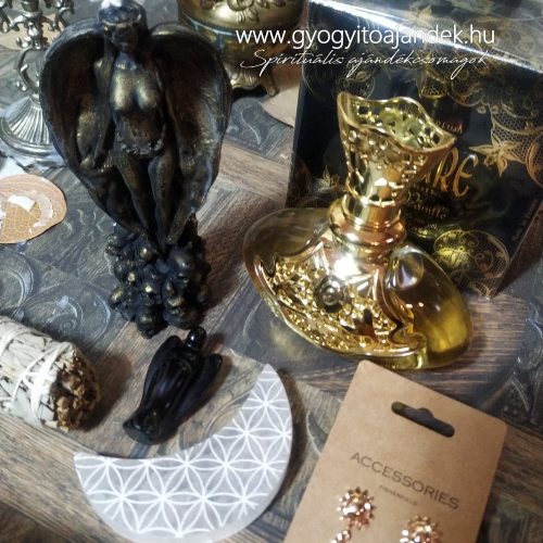 Ajándékcsomag boszorkányoknak - Lilith istennő megidézéséhez rituális gyertyával