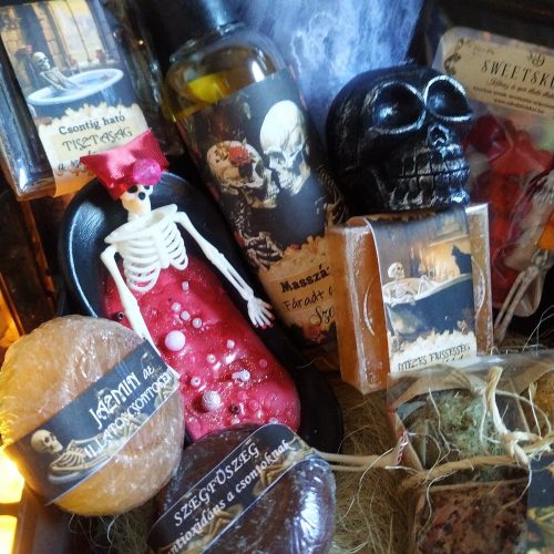 Horror ajándékcsomag Csonti SPA wellnes ajándékbox nem csak Halloween kedvelőknek