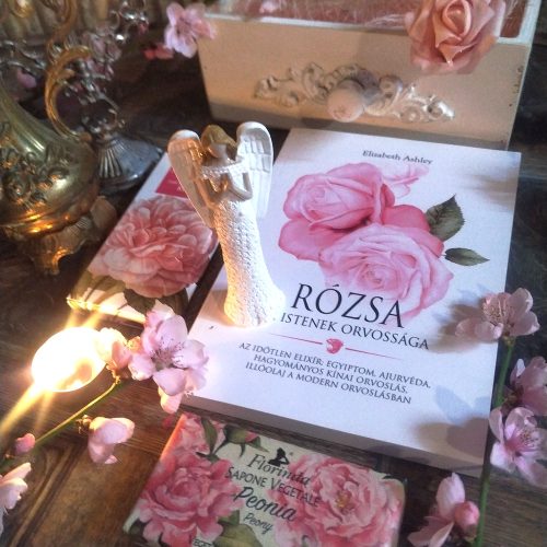 Rózsás ajándékcsomag szappannal és könyvvel - Rózsa az istenek orvossága olvasóbox