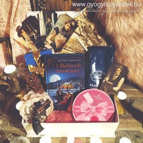   Lillafüredi karácsony luxus ajándékcsomag - Prémium olvasóbox csokoládéval,  marcipán  tortával és kávéval 