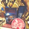 Lillafüredi karácsony luxus ajándékcsomag - Prémium olvasóbox csokoládéval,  marcipán  tortával és kávéval 
