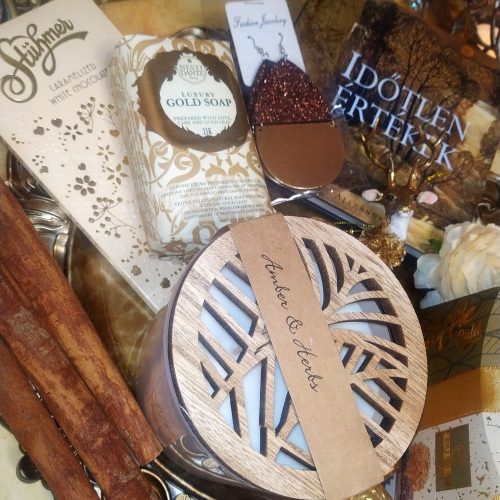 Prémium ajándékcsomag csokoládékkal - Időtlen értékek  házassági évfordulóra, nőnapra, születésnapra